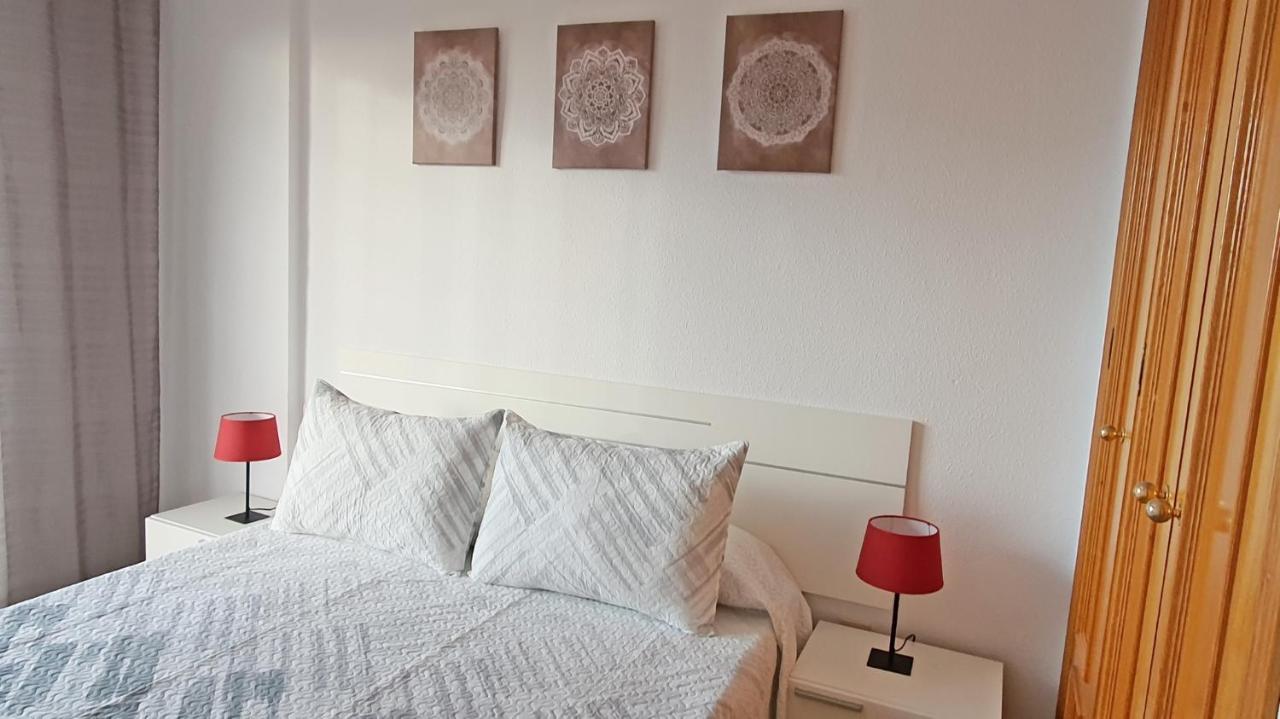 Apartment Salinas - Solo Alquiler Familias Gandia